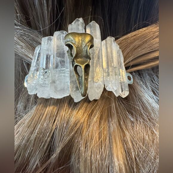 Handmade Accessories - Quartz Crystal Hair Clip With Gold Raven Skull